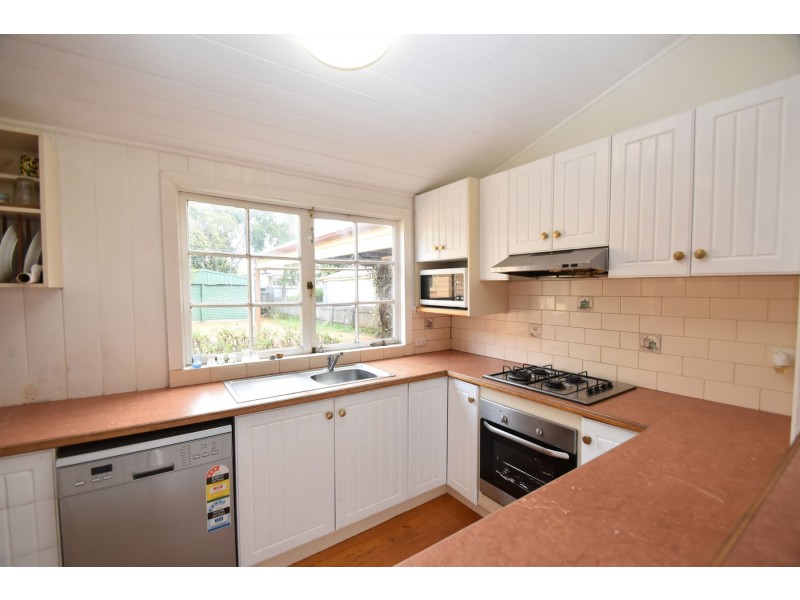 8 Norwood Street, Toowoomba City QLD 4350