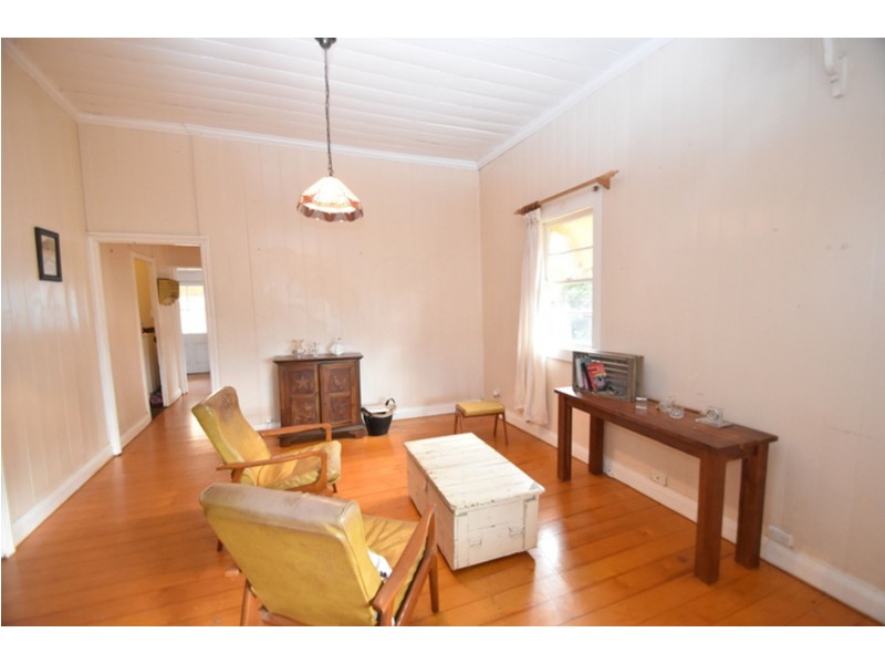 8 Norwood Street, Toowoomba City QLD 4350