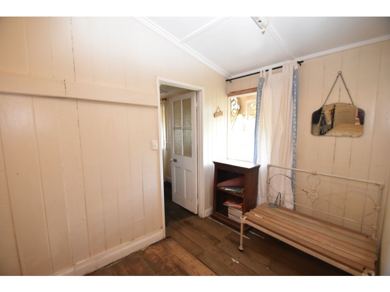 8 Norwood Street, Toowoomba City QLD 4350