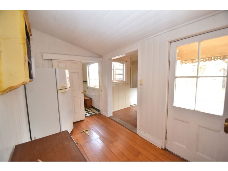 8 Norwood Street, Toowoomba City QLD 4350