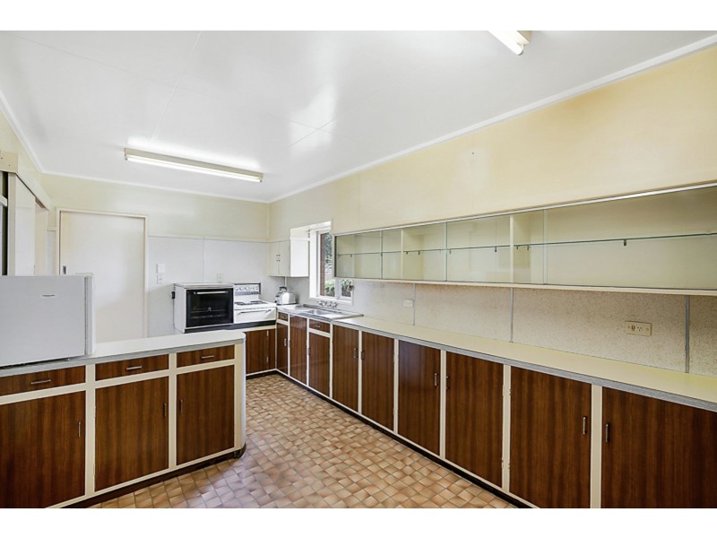 92 Stephen Street, Harristown QLD 4350