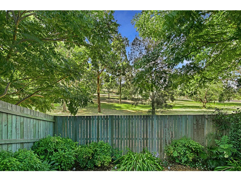 2/6A Clarissa Street, Newtown QLD 4350