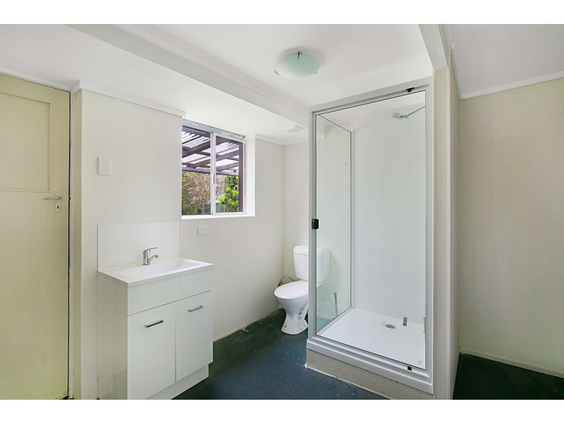 34 Paradise Street, Harristown QLD 4350