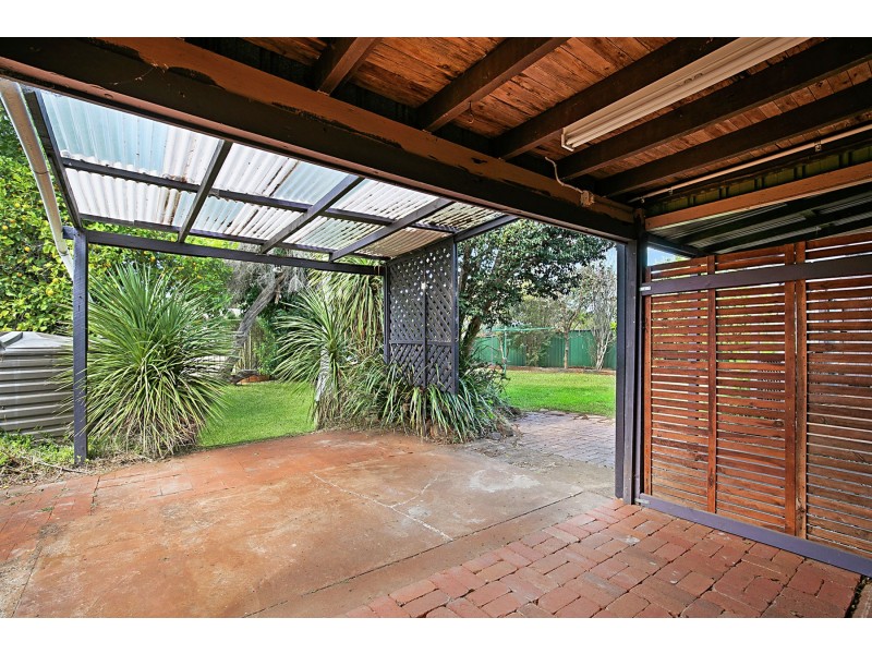 34 Paradise Street, Harristown QLD 4350