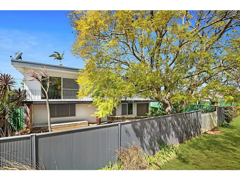 34 Paradise Street, Harristown QLD 4350