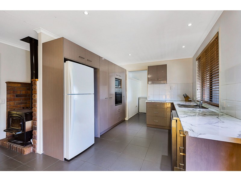 26 Main Street, Meringandan QLD 4352