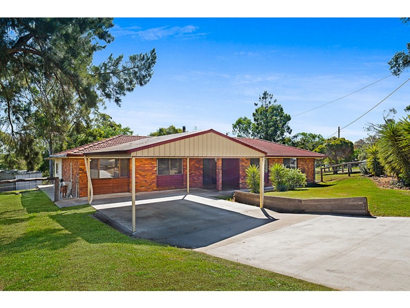 26 Main Street, Meringandan QLD 4352