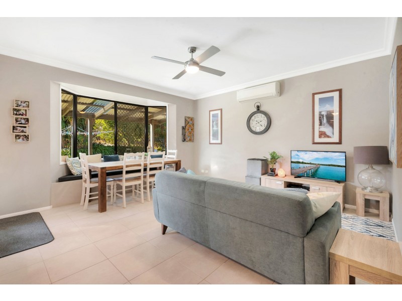 18 Belclaire Drive, Westbrook QLD 4350
