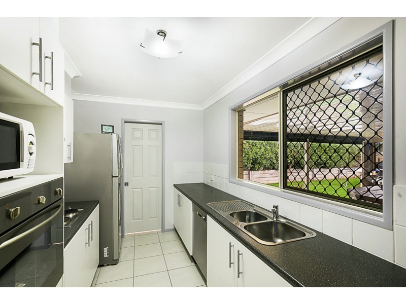 34 Wareena Crescent, Glenvale QLD 4350