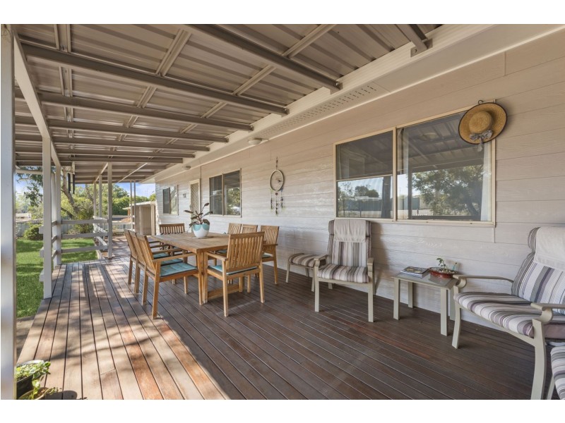 132 Main Street, Westbrook QLD 4350