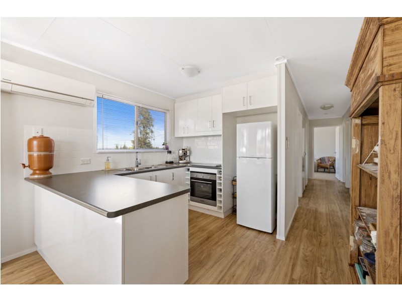 132 Main Street, Westbrook QLD 4350