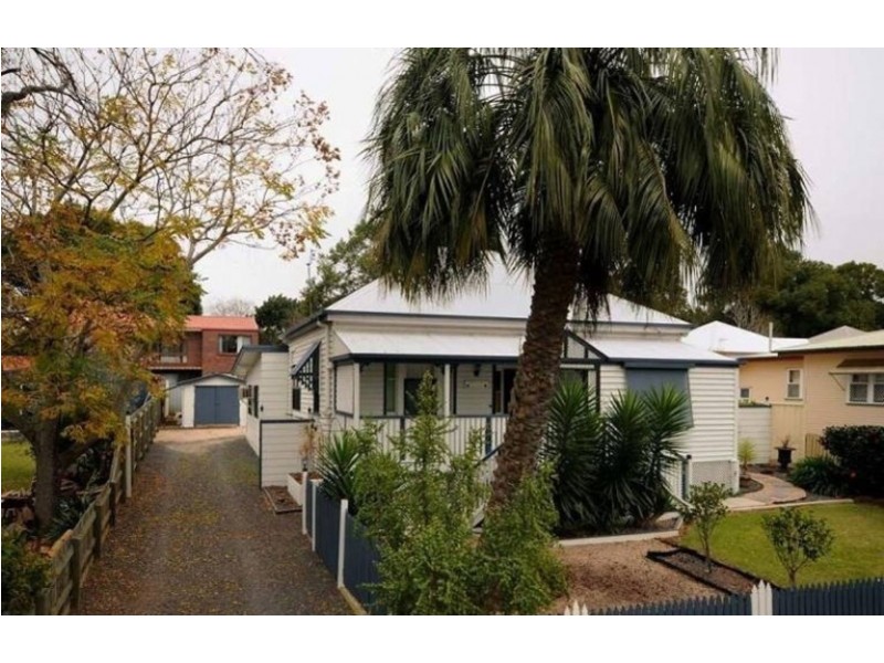 15 Gowrie Street, Toowoomba City QLD 4350