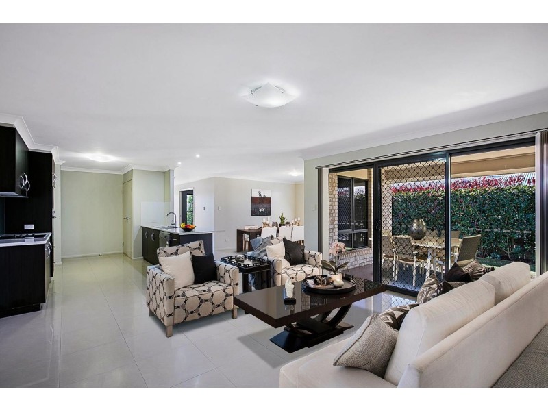 310 Ramsay Street, Middle Ridge QLD 4350