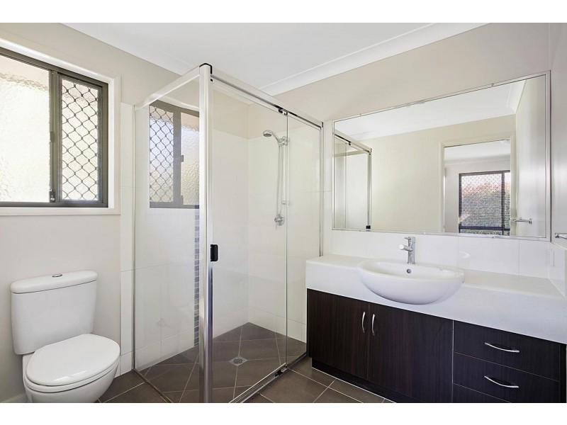 310 Ramsay Street, Middle Ridge QLD 4350