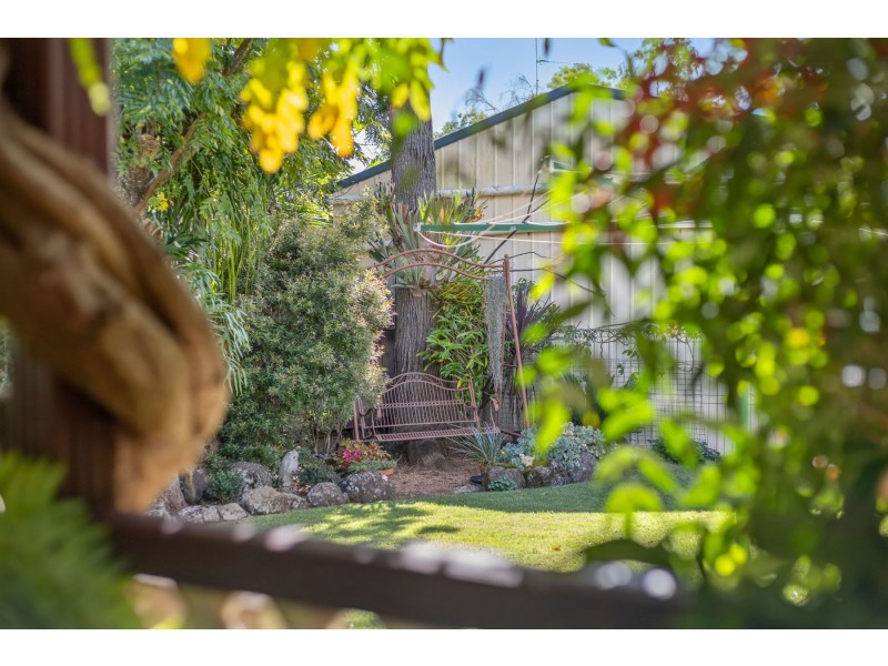 19 Sapphire Court, Kearneys Spring QLD 4350