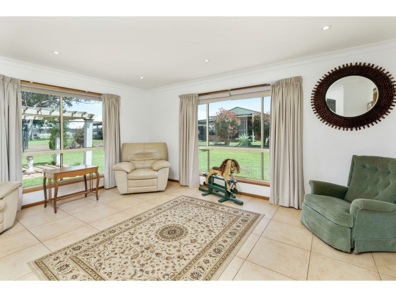 2480 Kingsthorpe-Haden Road, Goombungee QLD 4354