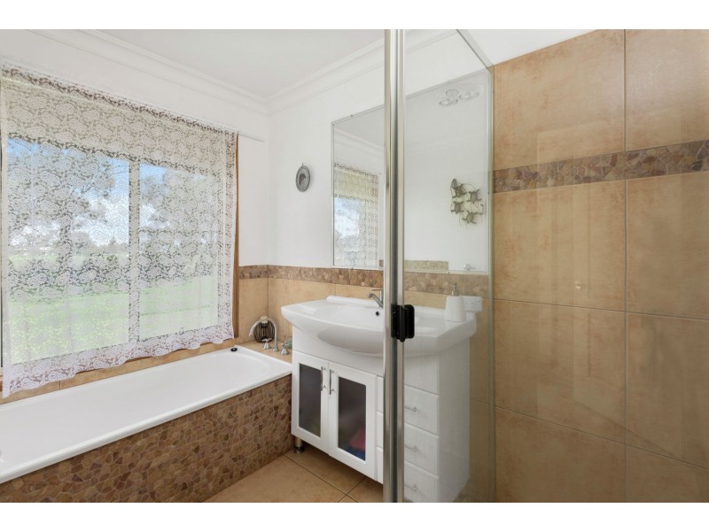 2480 Kingsthorpe-Haden Road, Goombungee QLD 4354