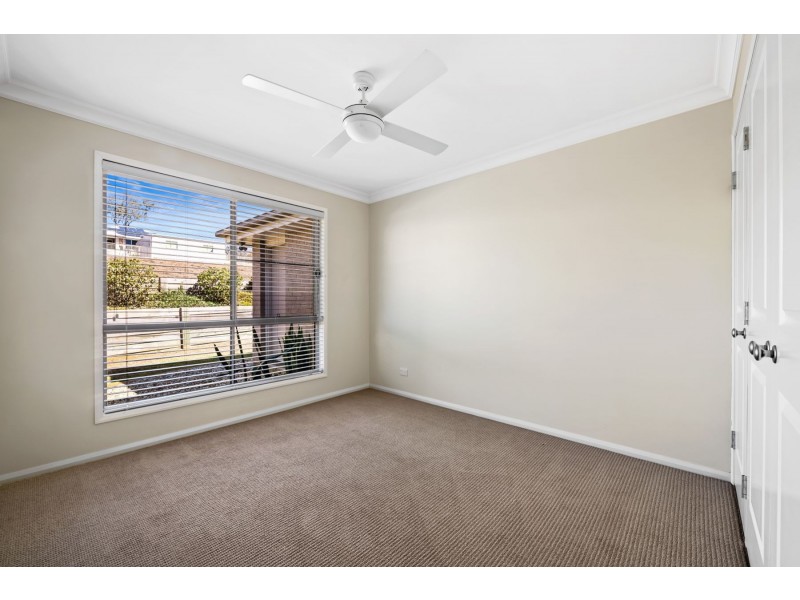 6 Carla Crescent, Westbrook QLD 4350