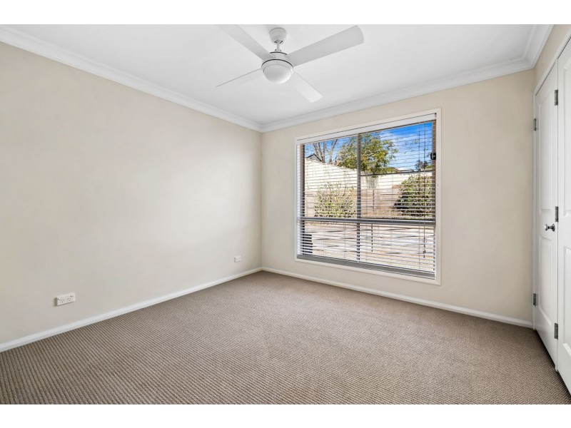 6 Carla Crescent, Westbrook QLD 4350