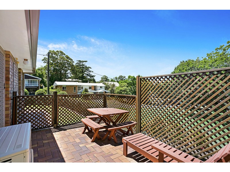 12 Ferguson Street, Mount Lofty QLD 4350