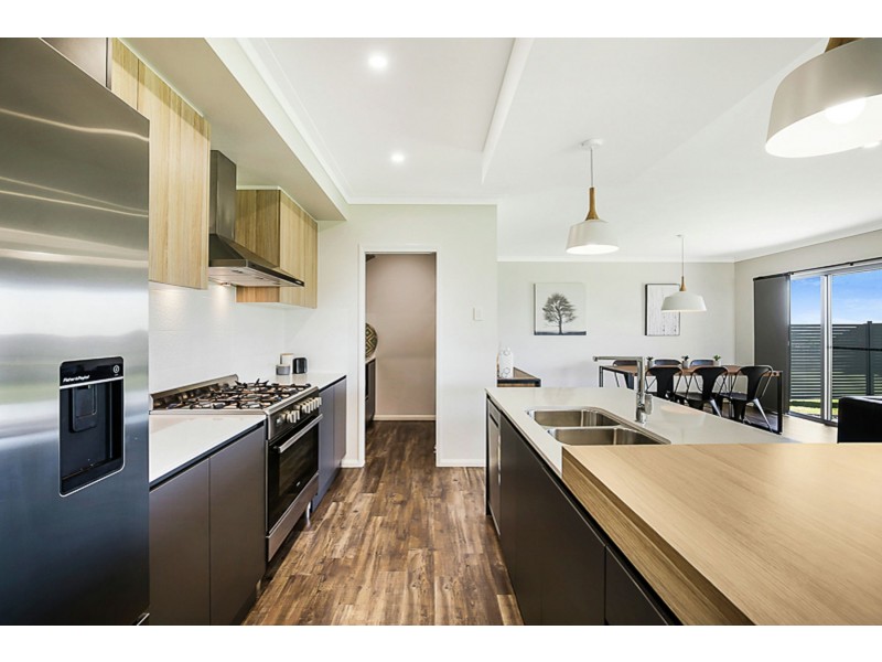 5 Hartland Street, Westbrook QLD 4350