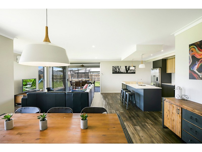 5 Hartland Street, Westbrook QLD 4350