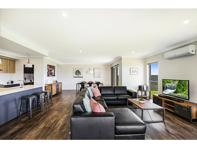 5 Hartland Street, Westbrook QLD 4350