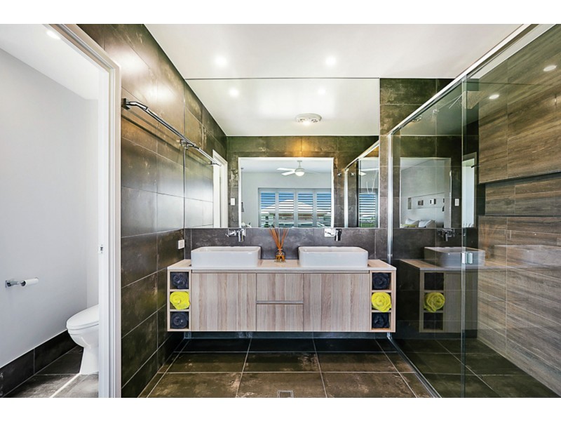 5 Hartland Street, Westbrook QLD 4350