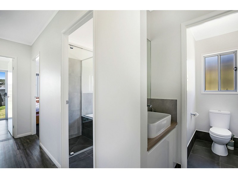 5 Hartland Street, Westbrook QLD 4350