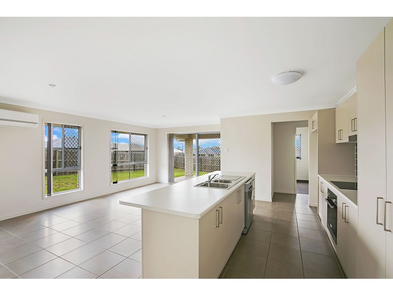 23 Wandoo Crescent, Westbrook QLD 4350