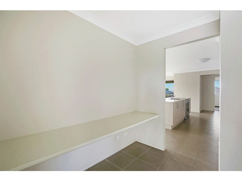 23 Wandoo Crescent, Westbrook QLD 4350