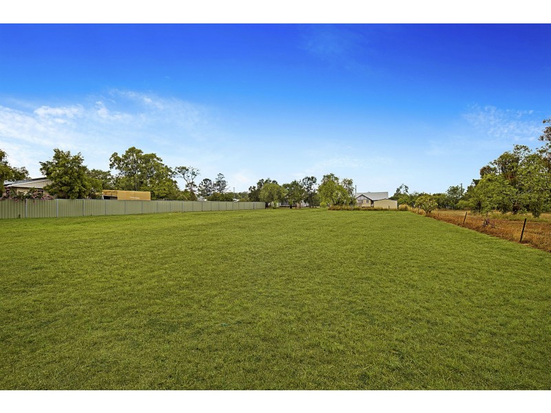 40 Mocatta Street, Goombungee QLD 4354