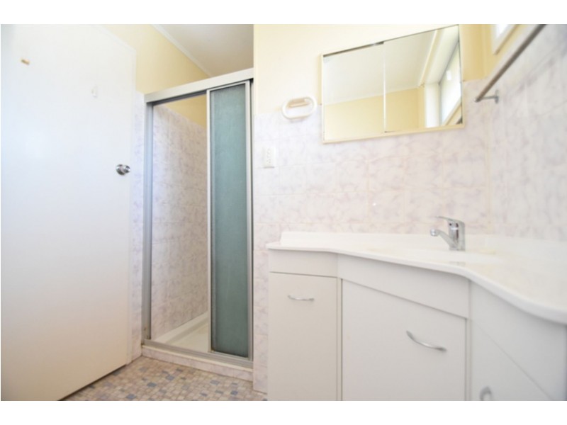 3/128 Curzon Street, Rangeville QLD 4350