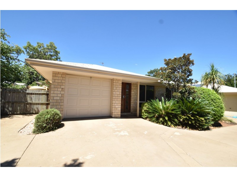 2/63 Mabel Street, Harlaxton QLD 4350