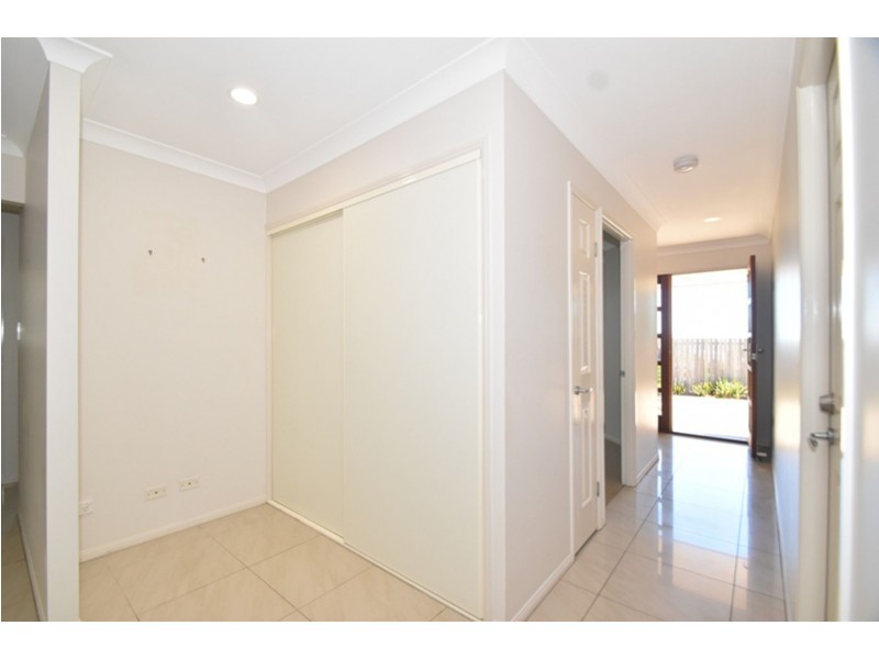 2/63 Mabel Street, Harlaxton QLD 4350