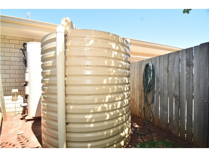 2/63 Mabel Street, Harlaxton QLD 4350