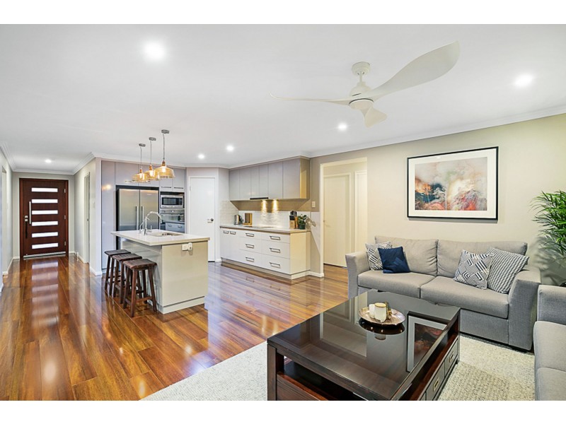 23 Renshaw Crescent, Kearneys Spring QLD 4350