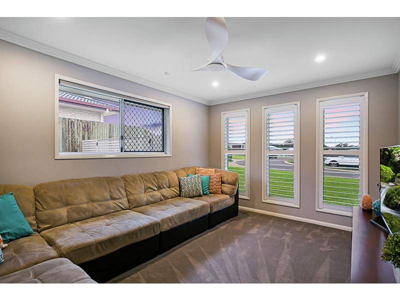 23 Renshaw Crescent, Kearneys Spring QLD 4350