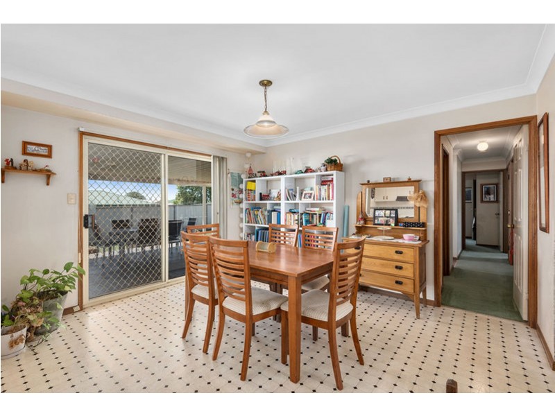5 Osborne Court, Kearneys Spring QLD 4350