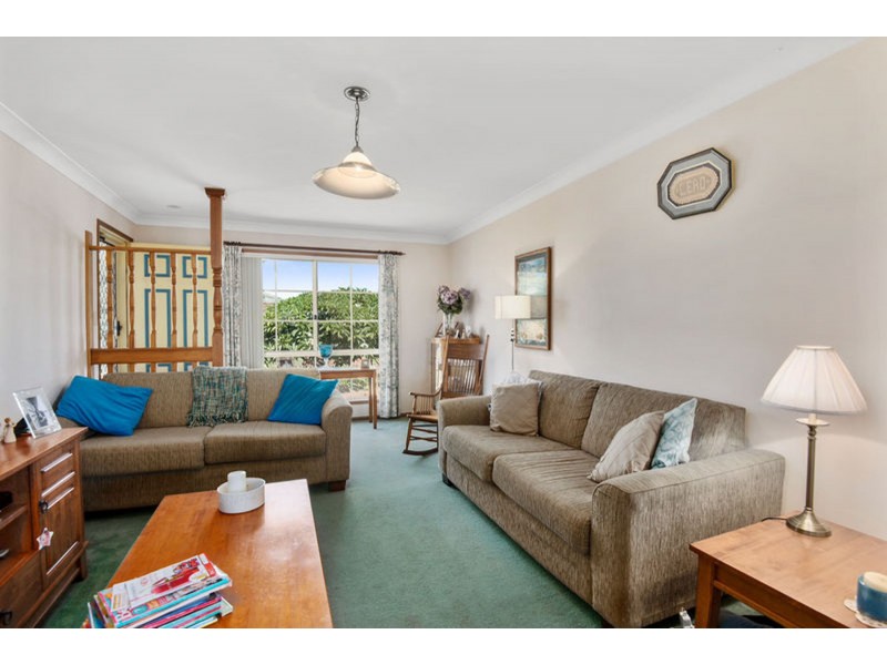 5 Osborne Court, Kearneys Spring QLD 4350
