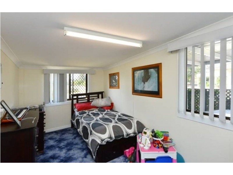 68 Weetwood Street, Newtown QLD 4350