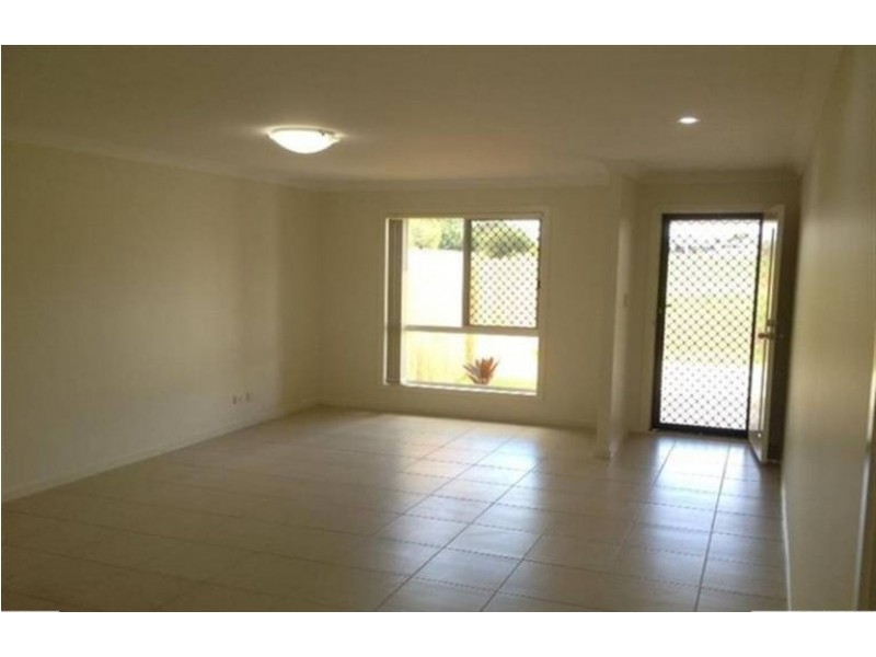 1a Sweeney Street, Kearneys Spring QLD 4350