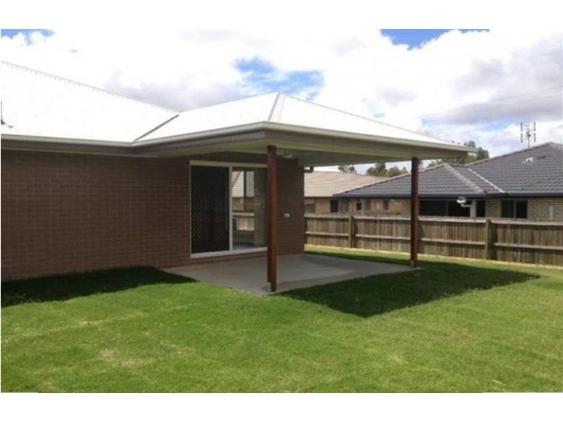 1a Sweeney Street, Kearneys Spring QLD 4350