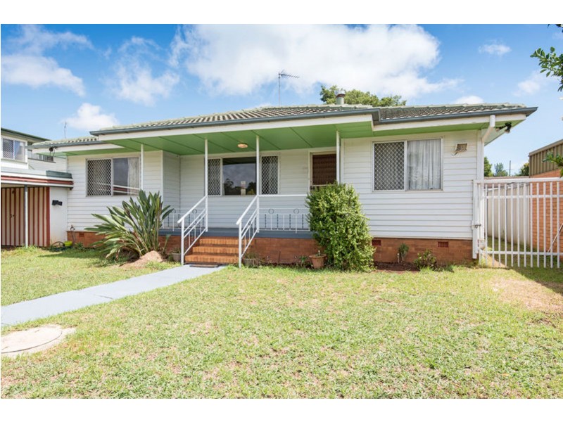 3 Klein Street, South Toowoomba QLD 4350