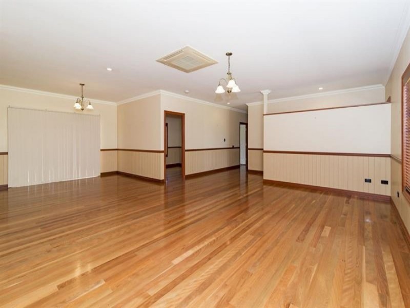 3 Panoramic Drive, Preston QLD 4352