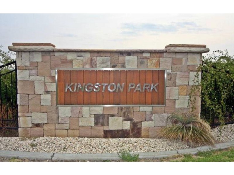 30 Vanessa Drive, Dalby QLD 4405