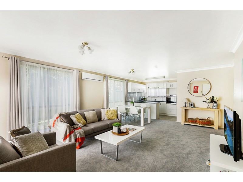 4/4 Hamilton Street, Newtown QLD 4350