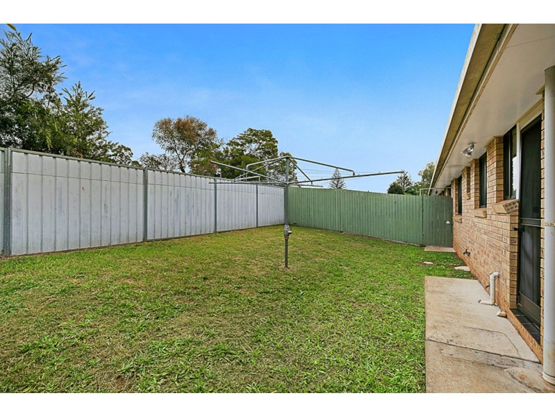 4/4 Hamilton Street, Newtown QLD 4350