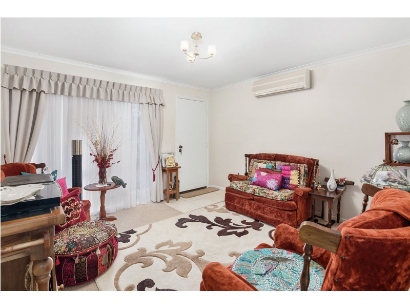 8/301 Bridge Street, Newtown QLD 4350