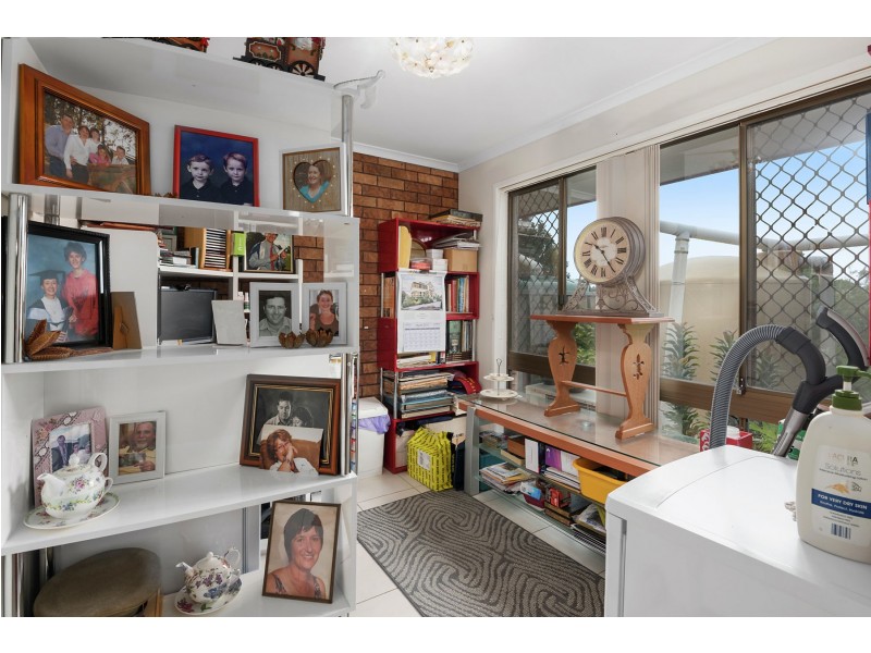 8/301 Bridge Street, Newtown QLD 4350